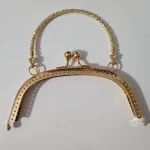 دهانه دوختنی هلالی دسته دار